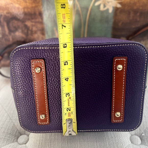 Dooney & Bourke Purple Leather Bucket Bag.NWOT! - Picture 7 of 12